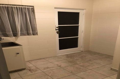 Photo of property in 1/18 Mcleod Road, Henderson, Auckland, 0612