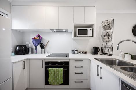 Photo of property in 2/125b Metcalfe Road, Ranui, Auckland, 0612