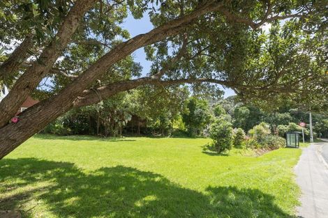 Photo of property in 411 Motutara Road, Muriwai, 0881