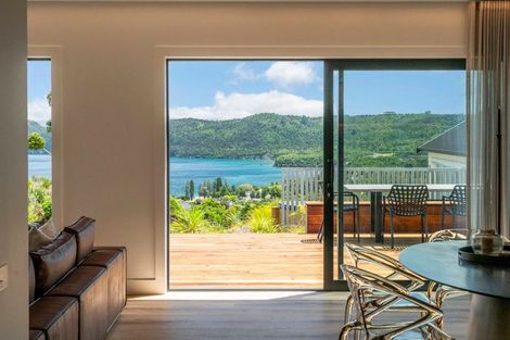 Photo of property in 11 Sparrowhawk Way, Kinloch, Taupo, 3377