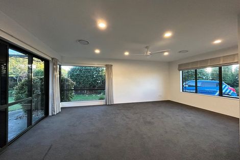 Photo of property in 37 Pukekura Place, Taradale, Napier, 4112
