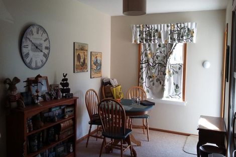 Photo of property in 10 Ferniehurst Street, Somerfield, Christchurch, 8024