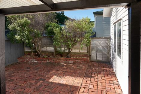 Photo of property in 40 Derwent Street, Island Bay, Wellington, 6023