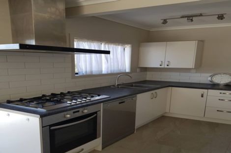 Photo of property in 180 Clarkin Road, Fairfield, Hamilton, 3214