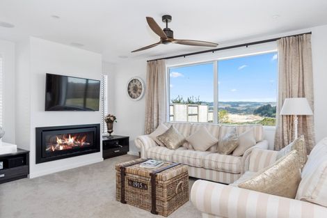 Photo of property in 87 Penetaka Heights, Pyes Pa, Tauranga, 3112