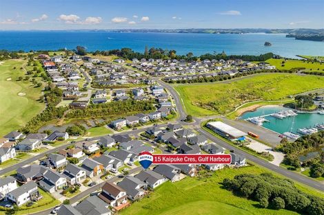 Photo of property in 15 Kaipuke Crescent, Gulf Harbour, Whangaparaoa, 0930