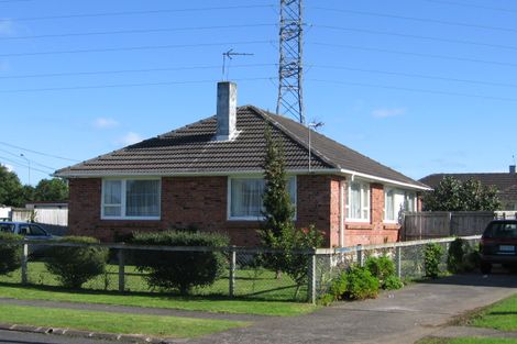 Photo of property in 25 Sandbrook Avenue, Otara, Auckland, 2023