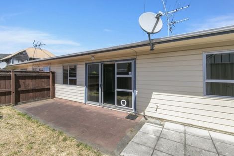 Photo of property in 50b Whites Line West, Woburn, Lower Hutt, 5010