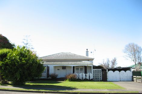 Photo of property in 27 Bell Street, Marton, 4710