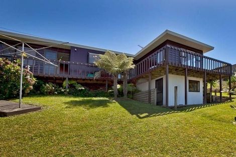 Photo of property in 131 Sunset Road, Totara Vale, Auckland, 0632