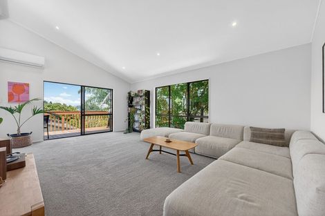 Photo of property in 2/31 Verran Road, Birkenhead, Auckland, 0626