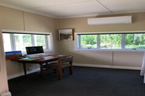 Photo of property in 57 Roxburgh Road East, Roxburgh East, Roxburgh, 9571