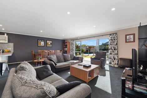 Photo of property in 28 Rhys Avenue, Huntington, Hamilton, 3210