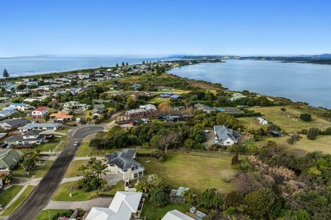 Photo of property in 26 Ohiwa Parade, Ohope, 3121