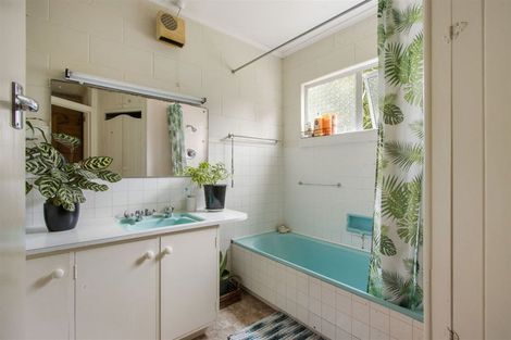 Photo of property in 2657 State Highway 2, Aongatete, Katikati, 3178