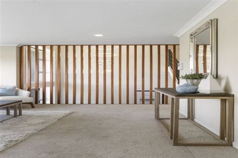 Photo of property in 97 Medallion Drive, Oteha, Auckland, 0632