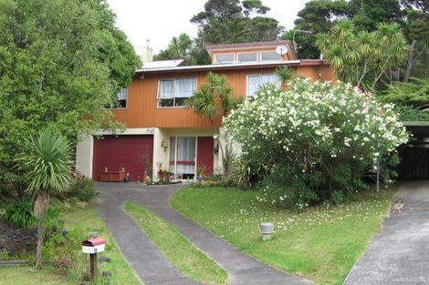 Photo of property in 11 Glencourt Place, Glenfield, Auckland, 0629