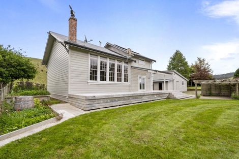 Photo of property in 10122 State Highway 1, Taihape, 4795