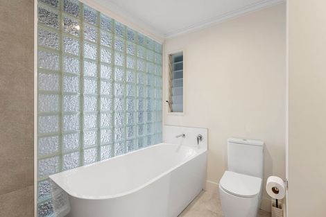 Photo of property in 7 Ngarara Road, Waikanae, 5036