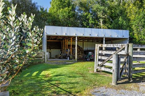 Photo of property in 1677 Pyes Pa Road, Oropi, 3173