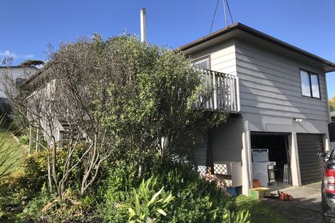 Photo of property in 79 Vipond Road, Stanmore Bay, Whangaparaoa, 0932