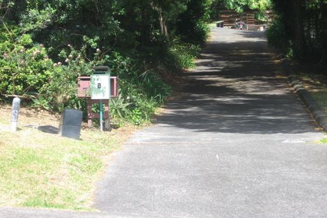 Photo of property in 2/7 Tusac Place, Totara Vale, Auckland, 0627