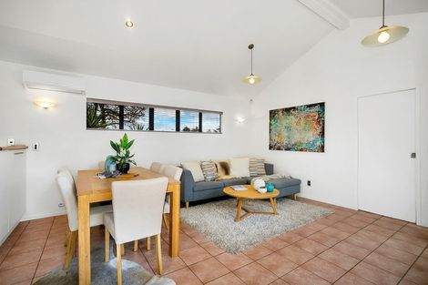 Photo of property in 22a Walker Road, Point Chevalier, Auckland, 1022