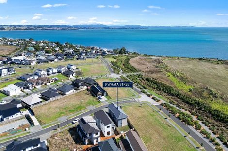 Photo of property in 9 Whata Street, Clarks Beach, 2122