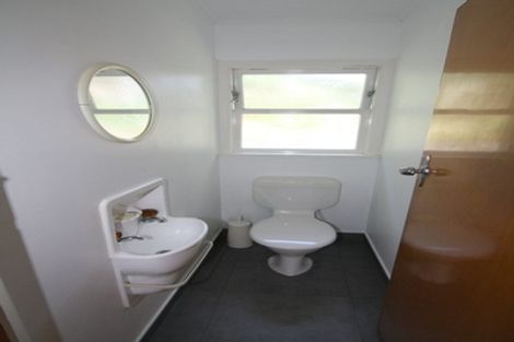 Photo of property in 10 Kamla Way, Khandallah, Wellington, 6035