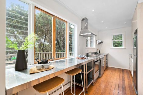 Photo of property in 104 Sidlaw Street, Strathmore Park, Wellington, 6022