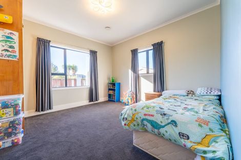 Photo of property in 18 Mckenzie Street, Geraldine, 7930