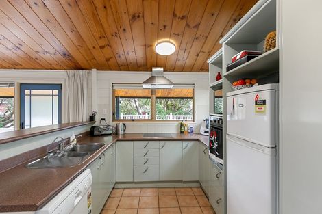 Photo of property in 12 Lynmouth Avenue, Karori, Wellington, 6012