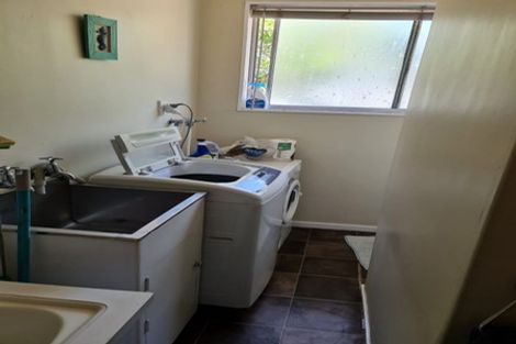 Photo of property in 33a Oriwa Street, Waikanae, 5036