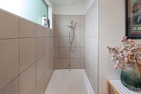 Photo of property in 1b/10 Park Avenue, Epuni, Lower Hutt, 5011