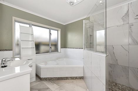 Photo of property in 26 Nielsen Gardens, Rototuna, Hamilton, 3210