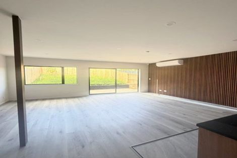 Photo of property in 22 Piringa Road, Pukekohe, 2120