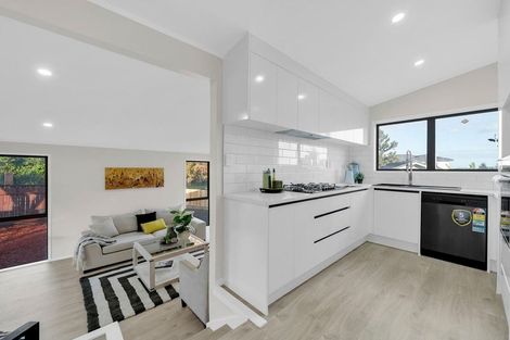 Photo of property in 110 Friedlanders Road, Manurewa, Auckland, 2102