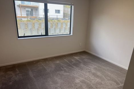 Photo of property in 6 Arran Point Parade, Orewa, 0931