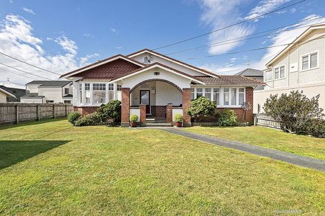 Photo of property in 35 Puriri Street, Miramar, Wellington, 6022