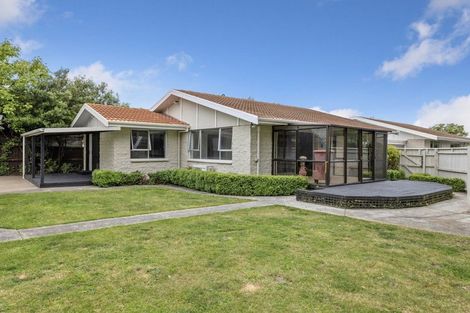 Photo of property in 6b Ingrid Street, Parklands, Christchurch, 8083