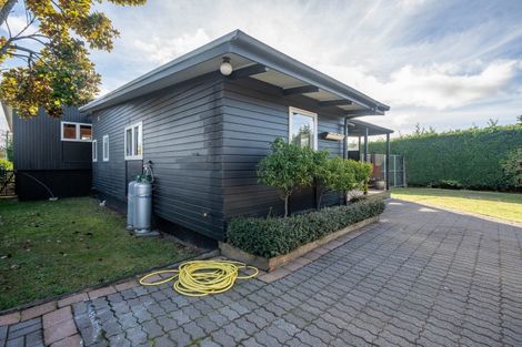 Photo of property in 14 Parata Street, Two Mile Bay, Taupo, 3330