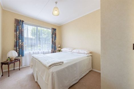 Photo of property in 9 Lowry Crescent, Stokes Valley, Lower Hutt, 5019