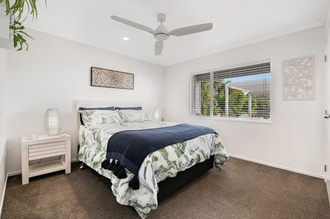 Photo of property in 88 Tiri Road, Tindalls Beach, Whangaparaoa, 0930
