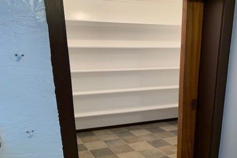 Photo of property in 70 Nimmo Avenue East, Waikanae, 5036