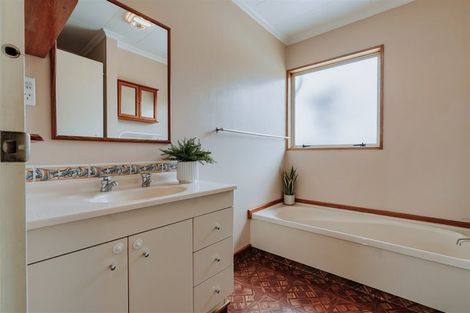 Photo of property in 7 Michies Road, Balclutha, 9230