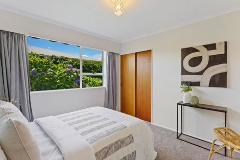 Photo of property in 7 Rimu Street, Waikanae, 5036