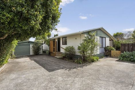 Photo of property in 39a Minaret Drive, Bucklands Beach, Auckland, 2014