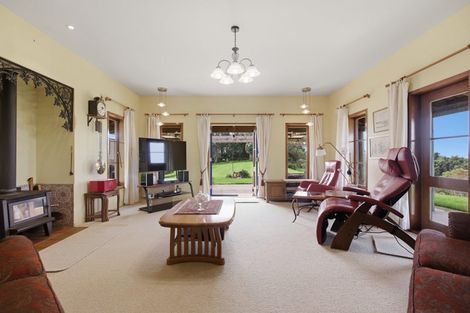 Photo of property in 1a Ngapeke Road, Welcome Bay, Tauranga, 3175