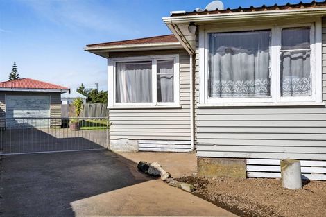Photo of property in 17 Tuke Street, Normanby, Hawera, 4614