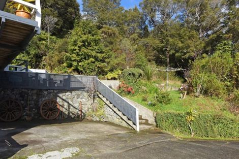 Photo of property in 6a Birch Terrace, Birchville, Upper Hutt, 5018